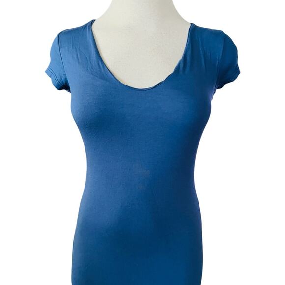 See You Monday Dress Blue Soft Knit Midi Scoop Neck Short Sleeve Size M NWT - Picture 3 of 7
